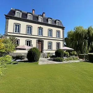 Le Clos Des Noyers Bed & Breakfast Combronde